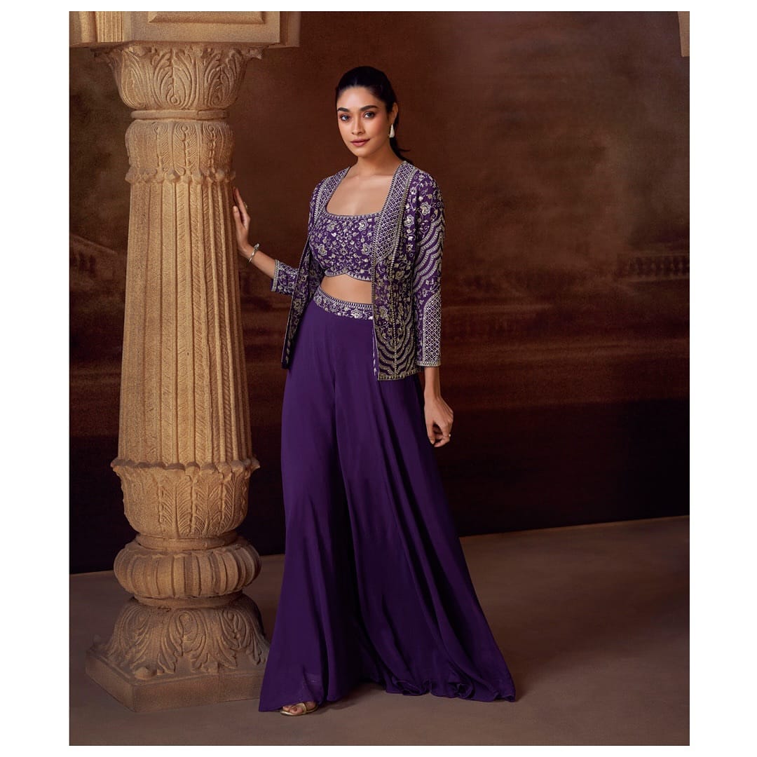 Ethereal Grace – The Georgette Glam Edit