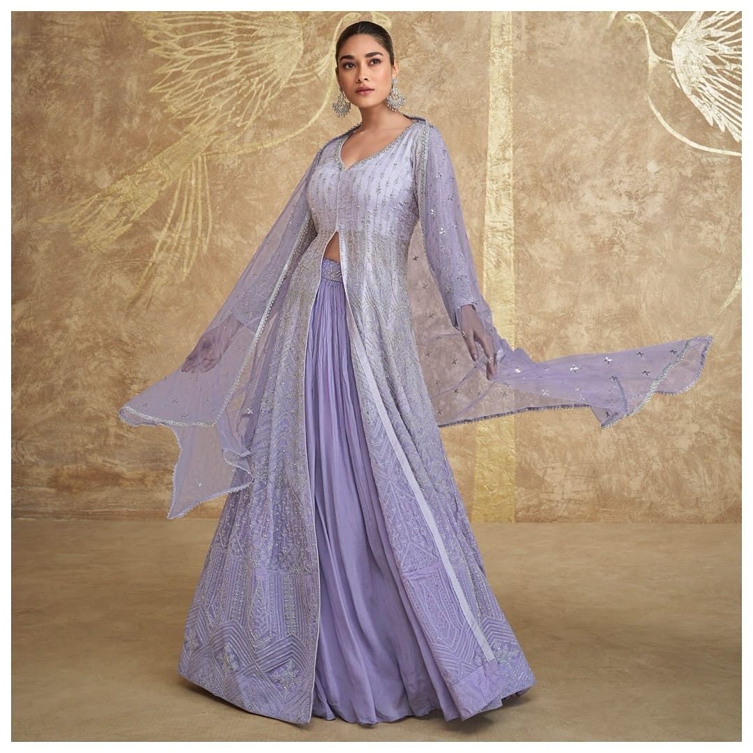 Whispers of Grace – Trio of Elegance