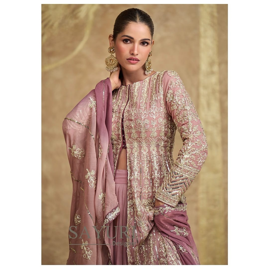 Whispers of Grace – Trio of Elegance