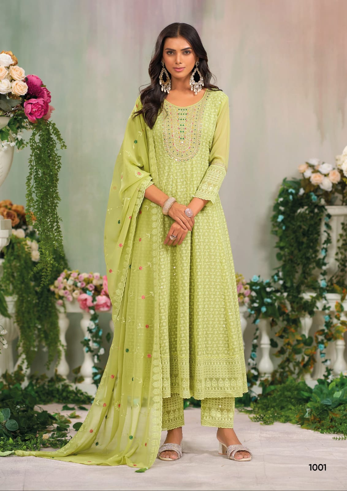 Noor-E-Nazaakat – The Sifli Georgette Grace Edit