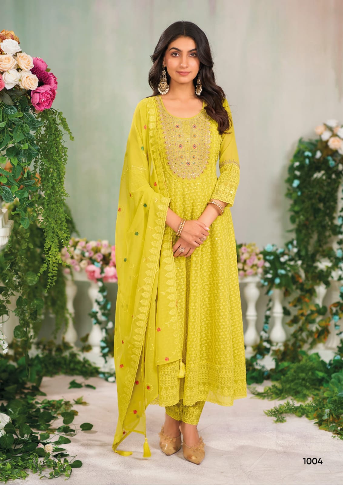 Noor-E-Nazaakat – The Sifli Georgette Grace Edit