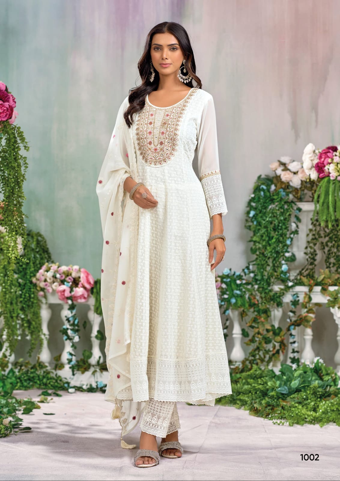 Noor-E-Nazaakat – The Sifli Georgette Grace Edit